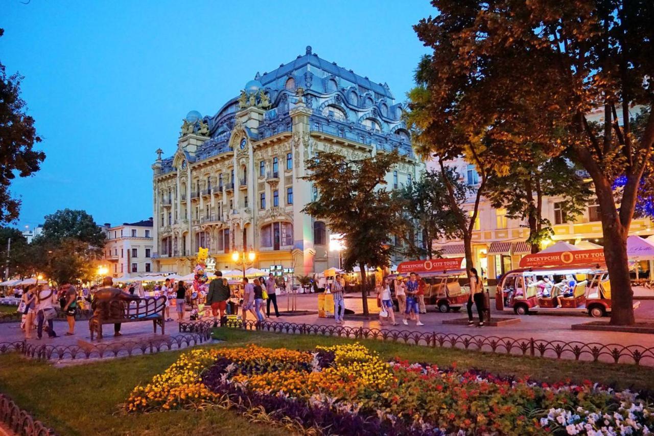 Center Of Odessa. Comfortable 2 Rooms Apartment Exteriör bild